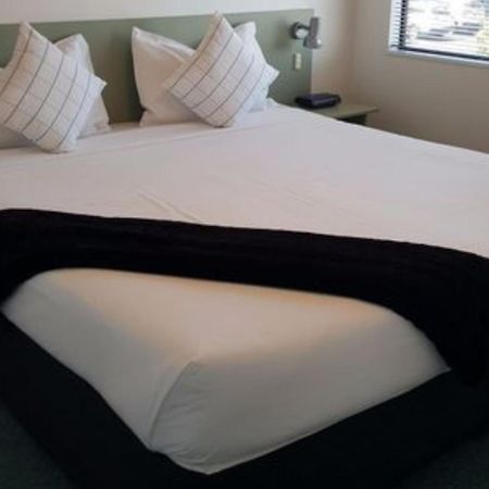 Asure Abode On Courtenay Motor Inn New Plymouth Bagian luar foto