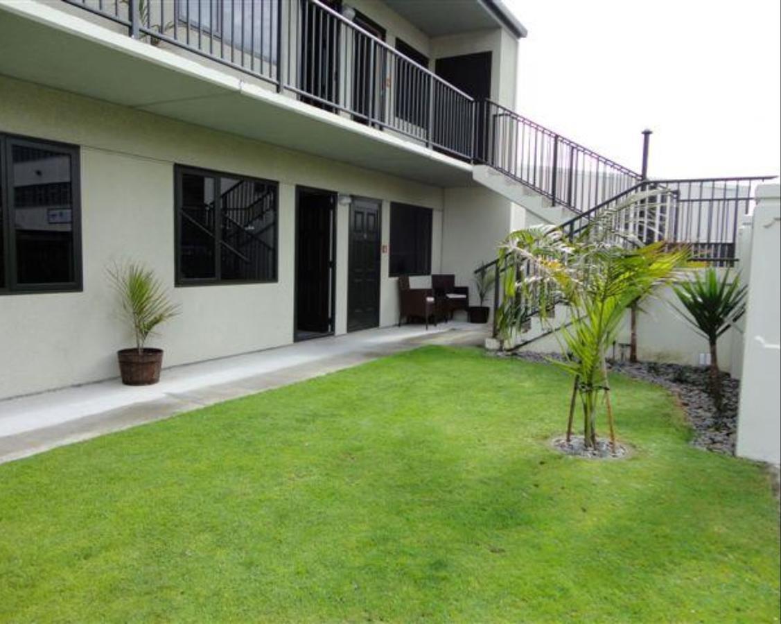 Asure Abode On Courtenay Motor Inn New Plymouth Bagian luar foto