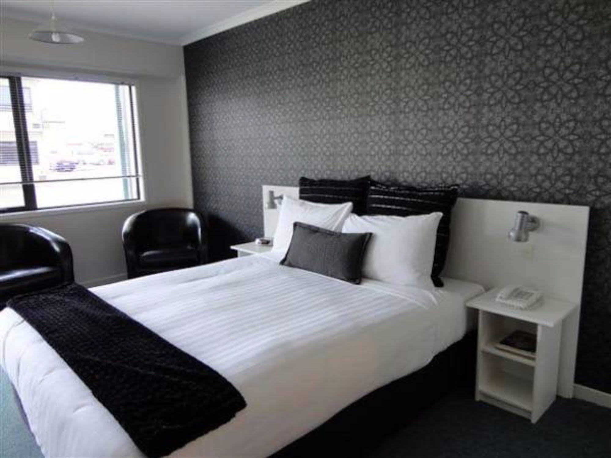 Asure Abode On Courtenay Motor Inn New Plymouth Bagian luar foto