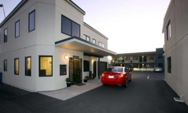 Asure Abode On Courtenay Motor Inn New Plymouth Bagian luar foto