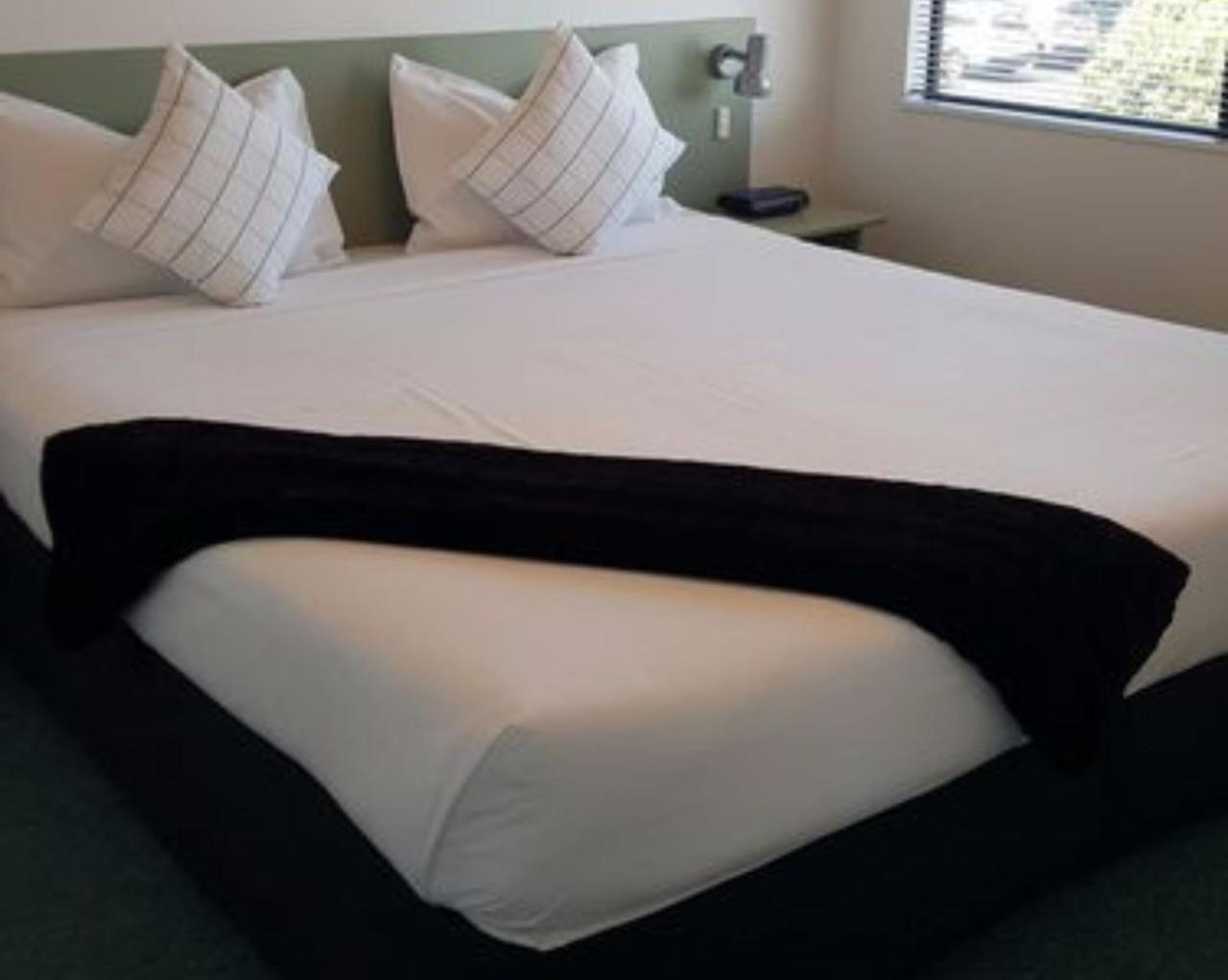 Asure Abode On Courtenay Motor Inn New Plymouth Bagian luar foto